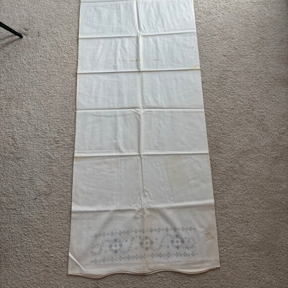 Vintage Cross Stitch unfinished Cotton Pillowcases - Picture 4 of 12